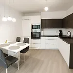 Daire 5-style In The Heart Of 1 Min From The Main Kösice